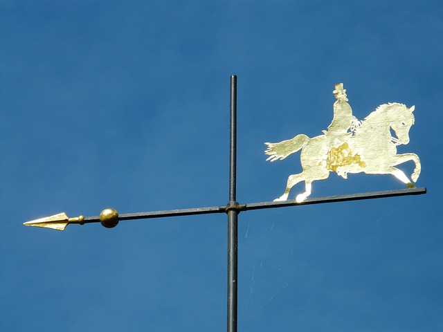 Wetterhahn mit Reiterfigur